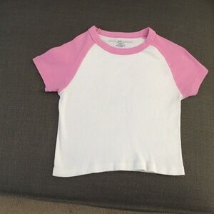 Brandy Melville tshirt